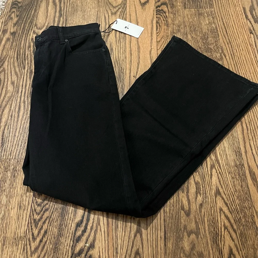 NWT 7 For All Mankind Black Flare Jeans